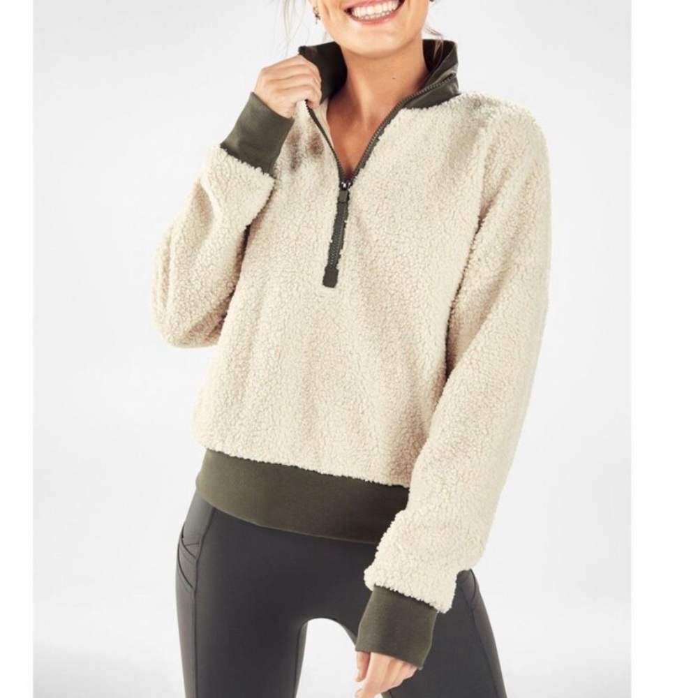 Fabletics Dream Polar Fleece Pullover Sweatshirt Small (Kate Hudson)